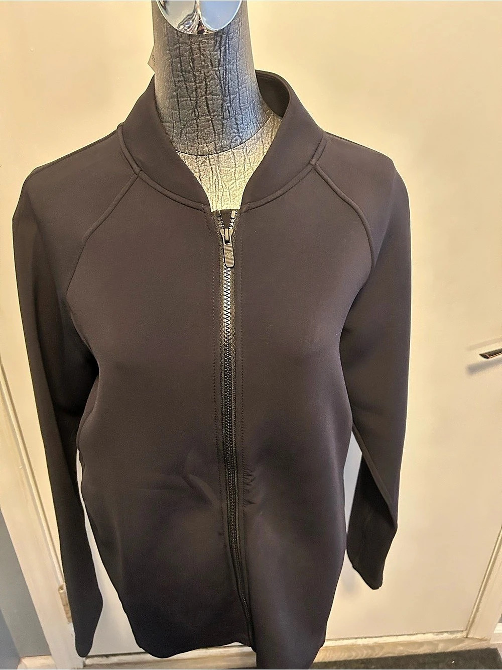 Lululemon Wunder Puff Bomber Black Zip Front Jacket Medium